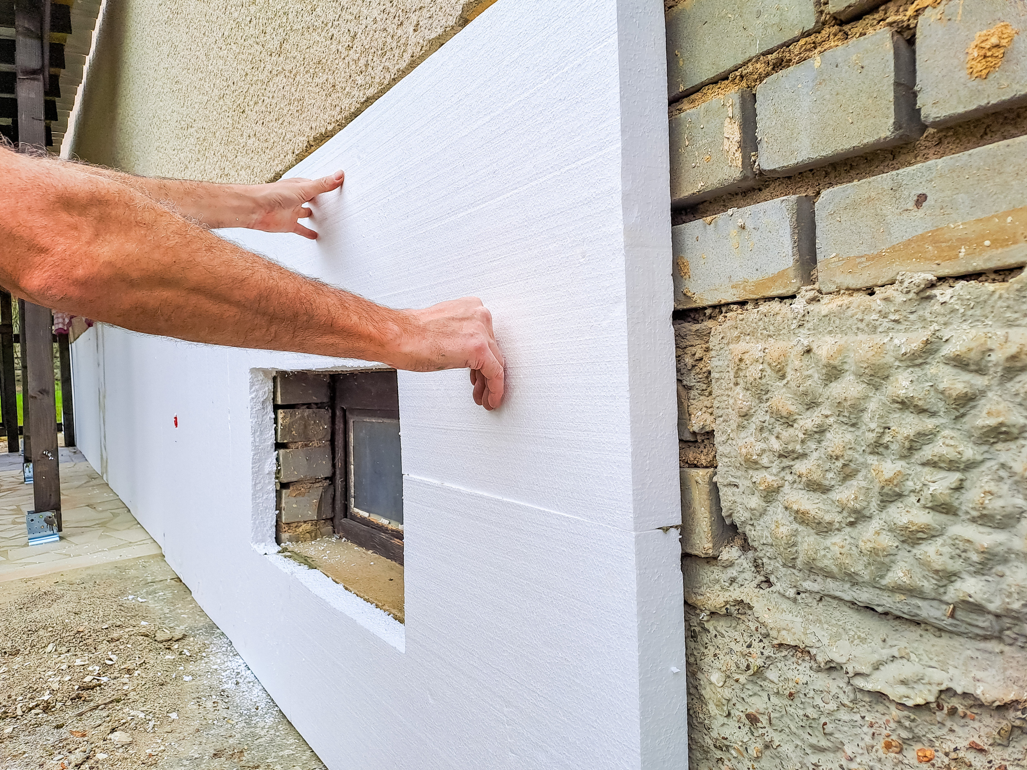 Intégrer volet roulant dans l’isolation ITE OKNOPLAST France — free download