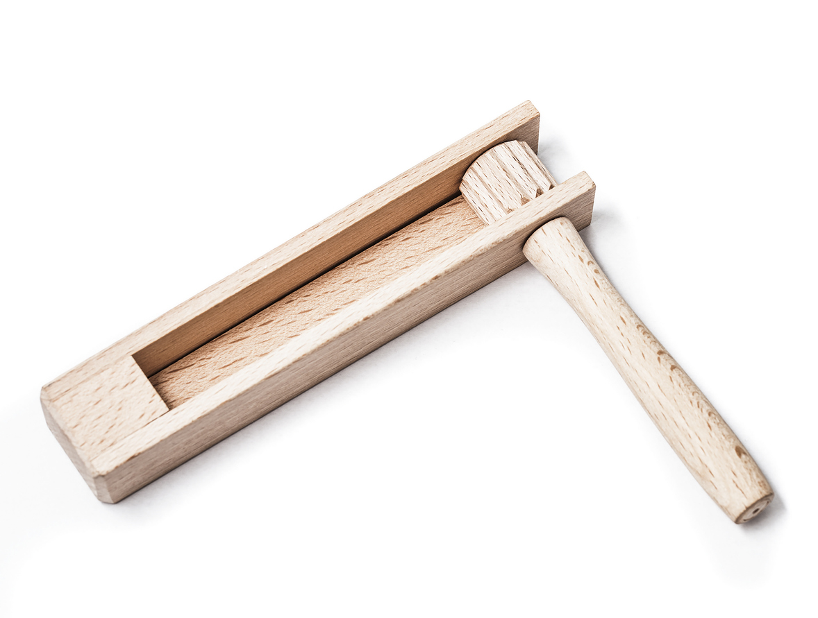 crecelle-en-bois-paques